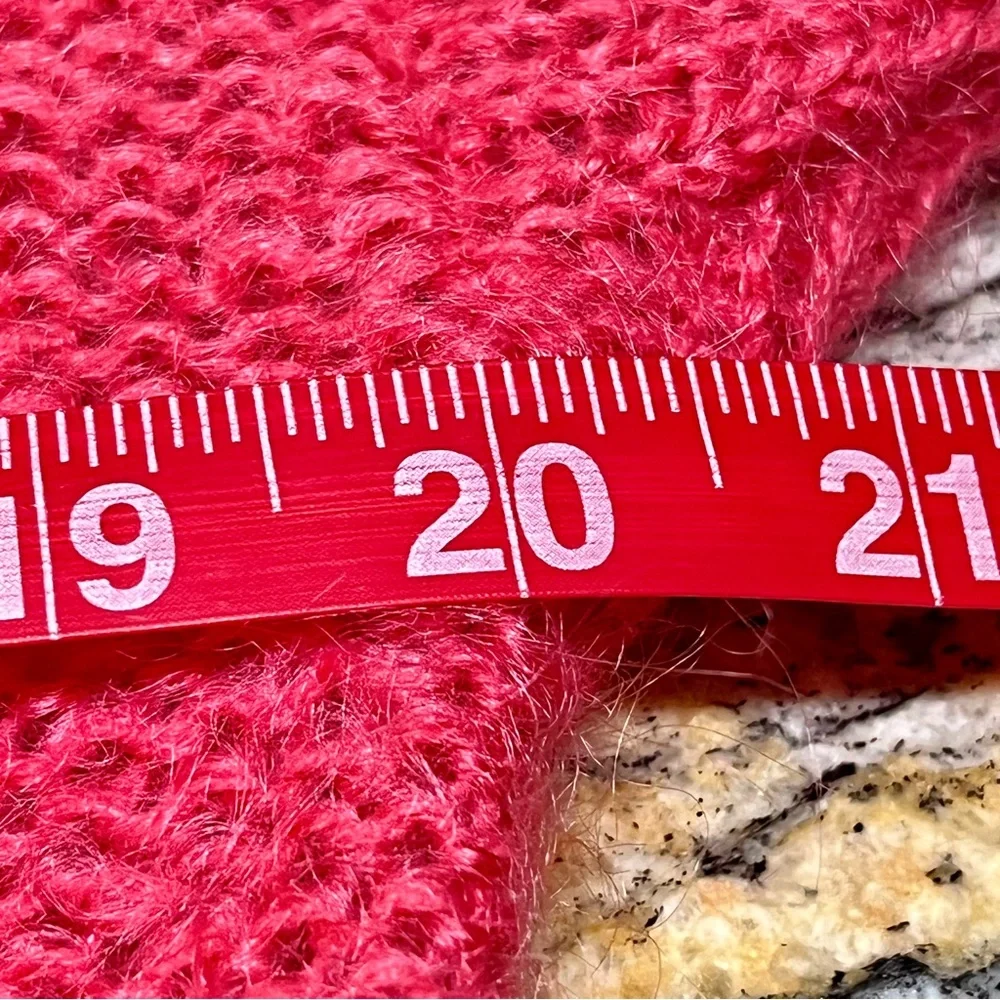 Vintage CRYSTAL Pink Mohair Wool Cable Knit Pullover Sweater Medium Crew Neck - Picture 12 of 13